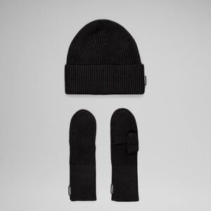 Lululemon Ribbed Merino Wool-Blend Hat and Mitten Set NWT